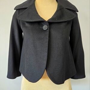 TOBIAS NWT 100% Wool Cropped Black Women's Jacket. Size 2